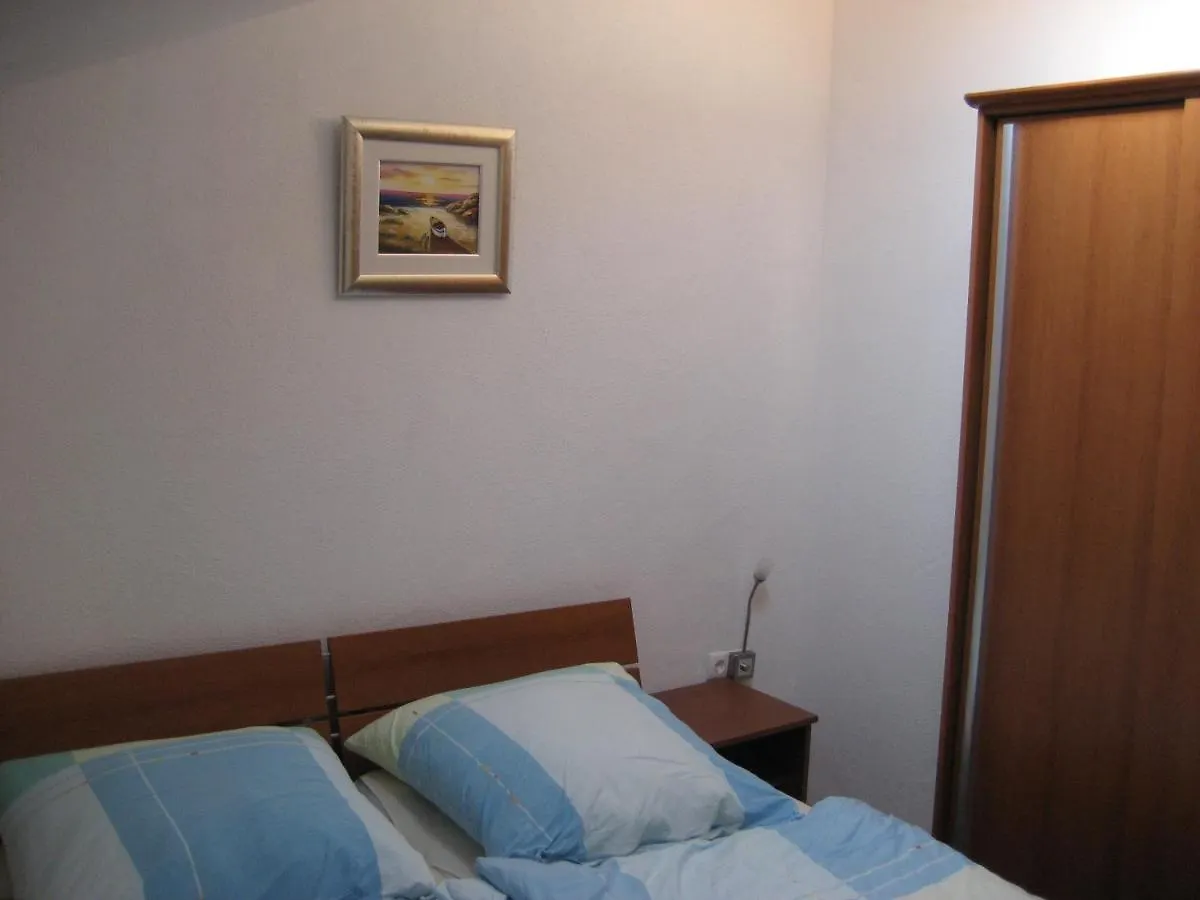 Villa „Drei Palmen“ 0*, Sveti Filip i Jakov