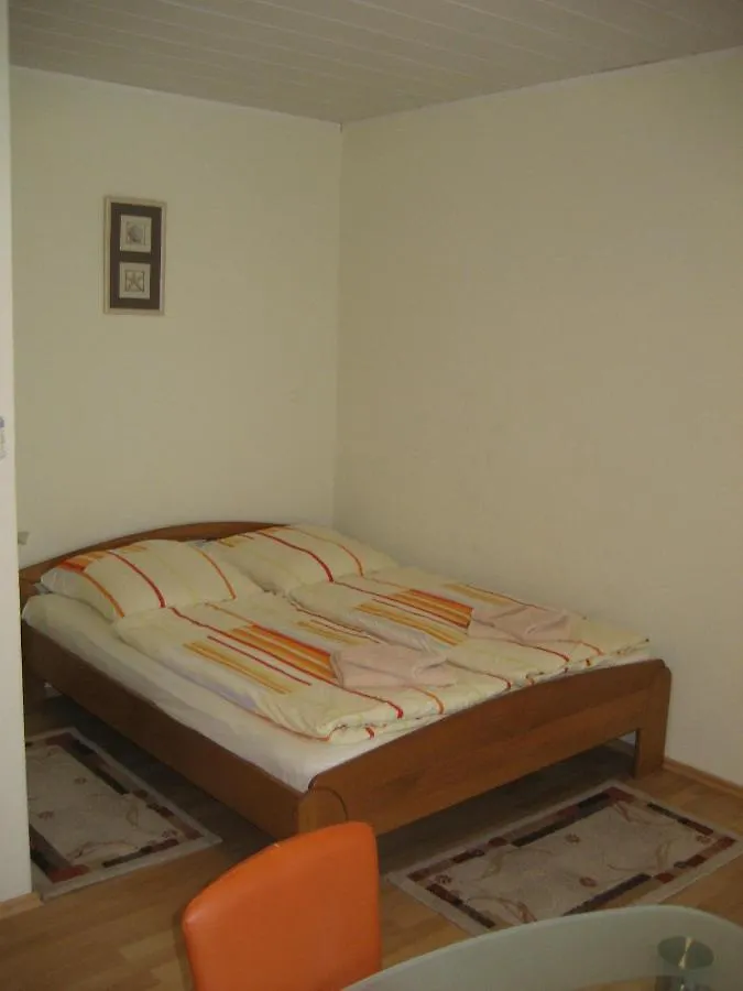 Villa „Drei Palmen“ Apartman Sveti Filip i Jakov